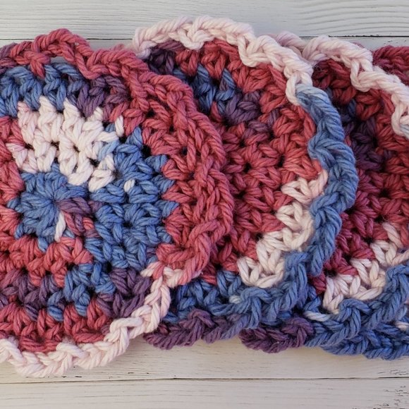 💄Exfoliating Makeup Remover Pads 💄 2/$12 - Picture 1 of 4